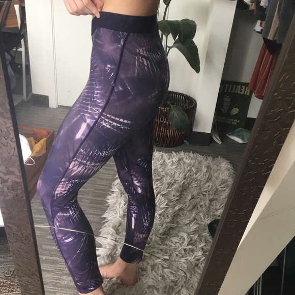 SOLD Nike leggings - Picture 3 of 4